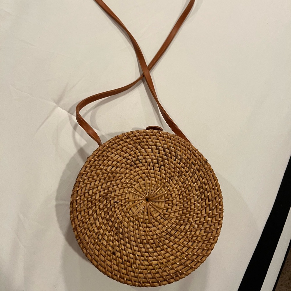 Basket woven crossbody purse, brown